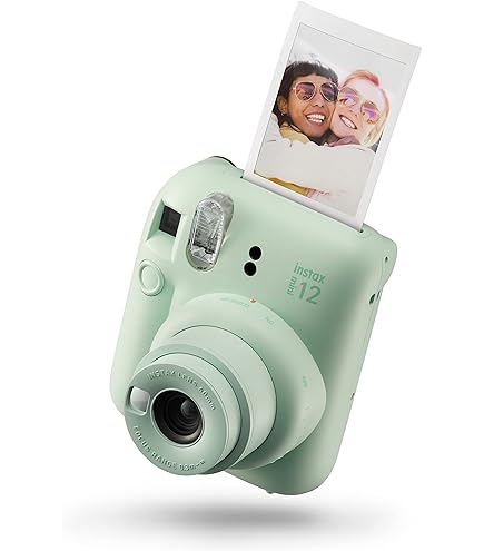 Fujifilm Instax Mini 12 Gift Box with 10 Shots- Green : Amazon.in